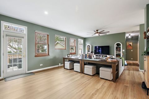 Tiny photo for 100 S Constitution Drive, Aurora, IL 60506 (MLS # 12612438)