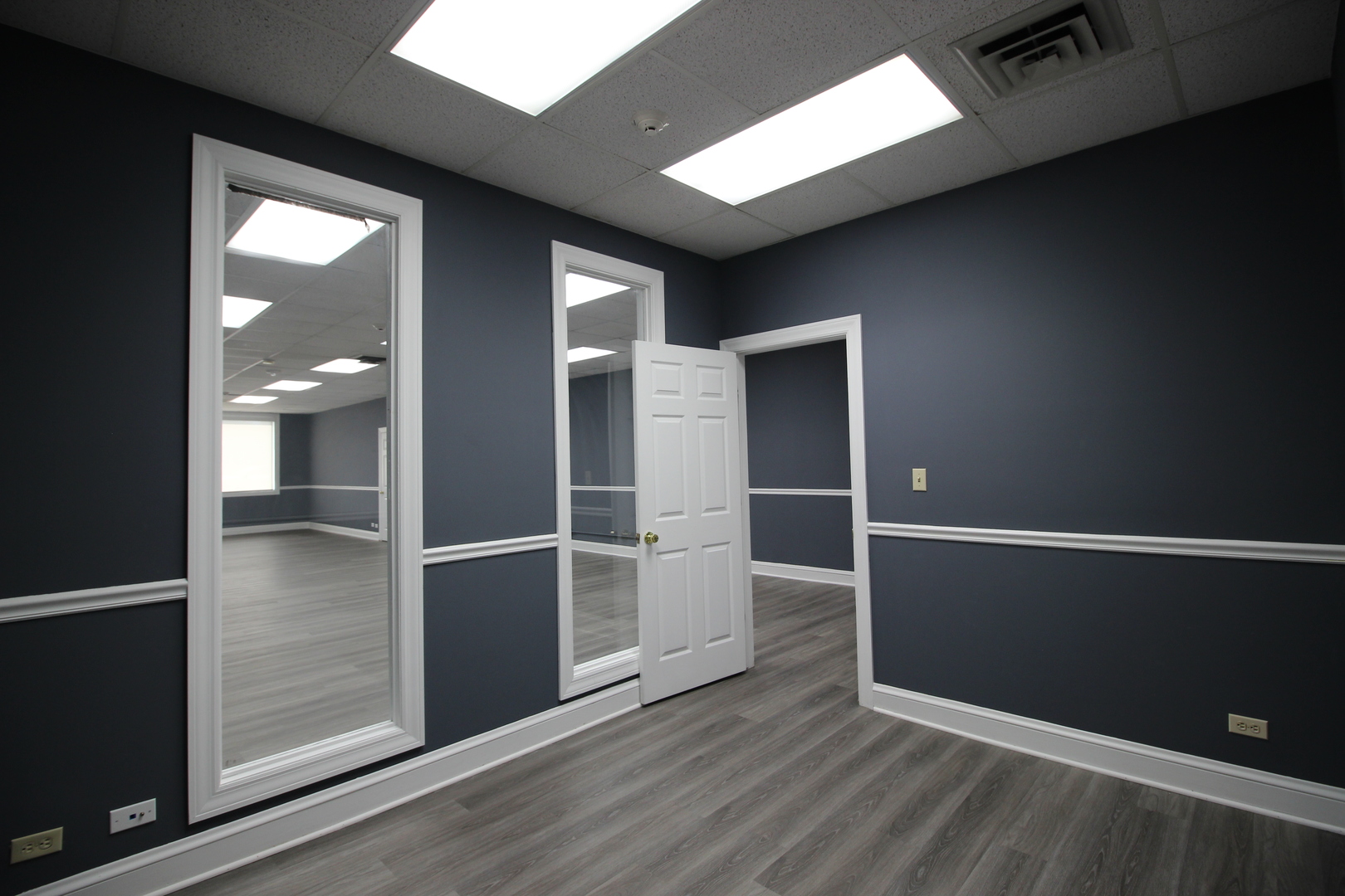 Elmhurst, Illinois 60126, United States, ,Residential,Active,148574