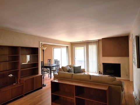 Tiny photo for 1S055 Spring Road #2D, Oakbrook Terrace, IL 60181 (MLS # 12602209)