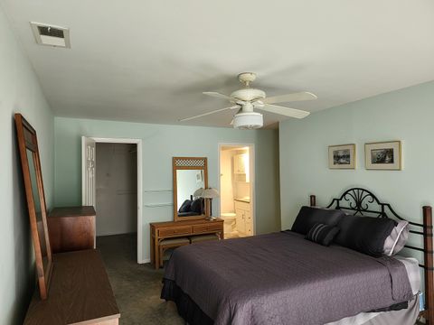 Tiny photo for 1S055 Spring Road #2D, Oakbrook Terrace, IL 60181 (MLS # 12602209)