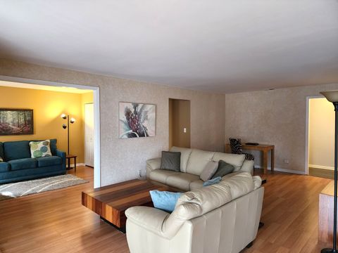 Tiny photo for 1S055 Spring Road #2D, Oakbrook Terrace, IL 60181 (MLS # 12602209)