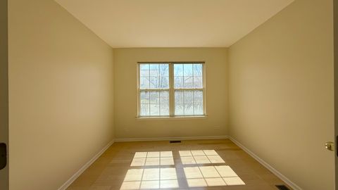 Tiny photo for 1560 E Baronet Lane, Palatine, IL 60074 (MLS # 12591394)