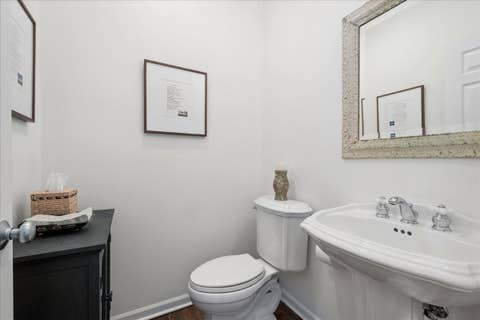 Tiny photo for 9550 Central Park Avenue, Evanston, IL 60203 (MLS # 12685615)