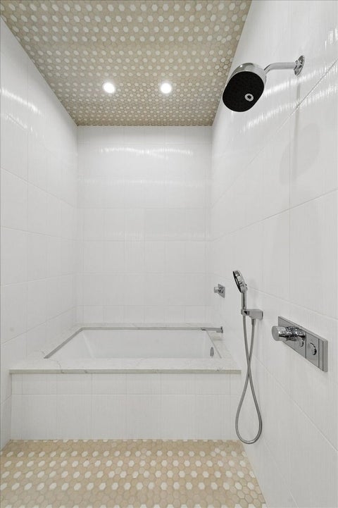 Tiny photo for 3820 N Damen Avenue #1, Chicago, IL 60618 (MLS # 12769330)