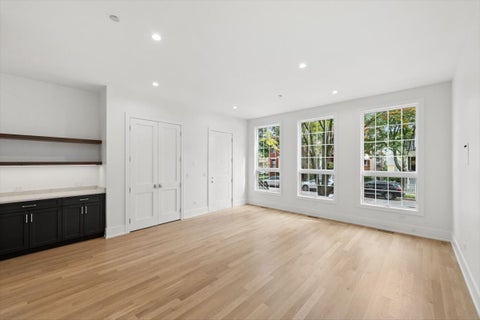 Tiny photo for 3820 N Damen Avenue #1, Chicago, IL 60618 (MLS # 12769330)