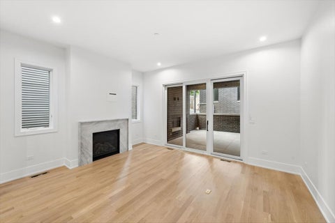 Tiny photo for 3820 N Damen Avenue #1, Chicago, IL 60618 (MLS # 12769330)