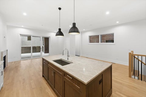 Tiny photo for 3820 N Damen Avenue #1, Chicago, IL 60618 (MLS # 12769330)
