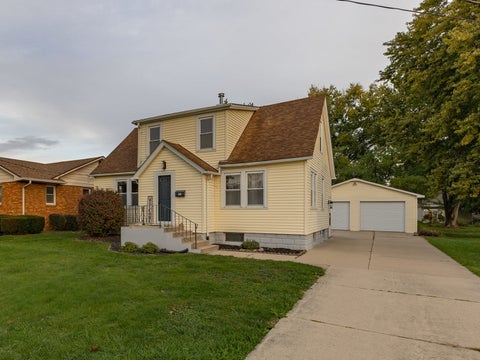 Tiny photo for 423 E South Street, Geneseo, IL 61254 (MLS # 12794022)
