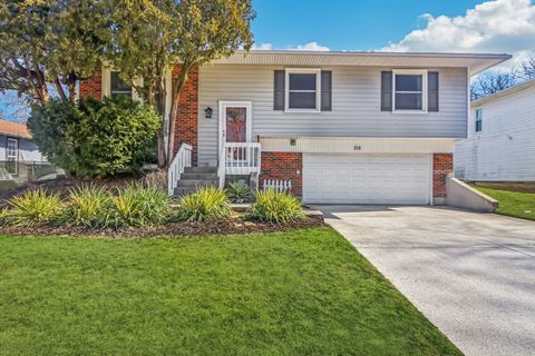 Tiny photo for 316 Bedford Road, Bolingbrook, IL 60440 (MLS # 12594216)