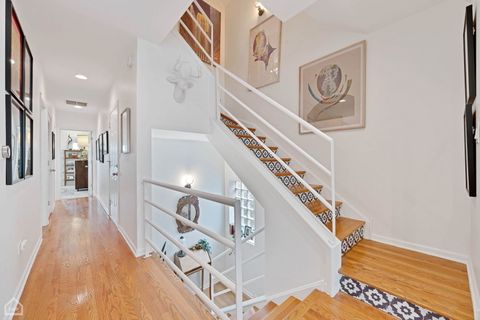 Tiny photo for 1012 N Wood Street #3, Chicago, IL 60622 (MLS # 12614116)