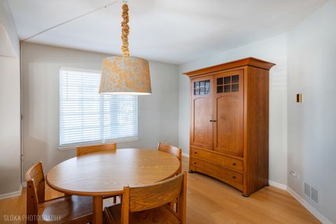 Tiny photo for 735 Nashua Court, Crystal Lake, IL 60012 (MLS # 12570994)