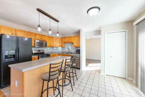 Tiny photo for 735 Nashua Court, Crystal Lake, IL 60012 (MLS # 12570994)