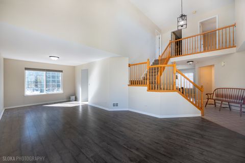 Tiny photo for 735 Nashua Court, Crystal Lake, IL 60012 (MLS # 12570994)