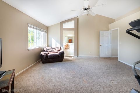 Tiny photo for 735 Nashua Court, Crystal Lake, IL 60012 (MLS # 12570994)