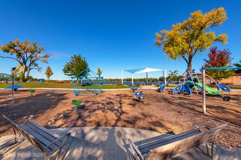 Tiny photo for 735 Nashua Court, Crystal Lake, IL 60012 (MLS # 12570994)