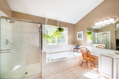 Tiny photo for 735 Nashua Court, Crystal Lake, IL 60012 (MLS # 12570994)