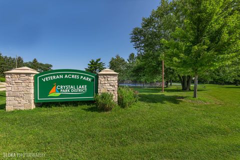 Tiny photo for 735 Nashua Court, Crystal Lake, IL 60012 (MLS # 12570994)