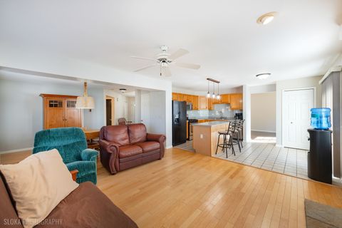 Tiny photo for 735 Nashua Court, Crystal Lake, IL 60012 (MLS # 12570994)