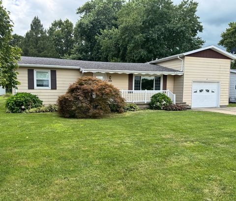 Photo of 905 E Harrison Street, Villa Grove, IL 61956 (MLS # 12697540)