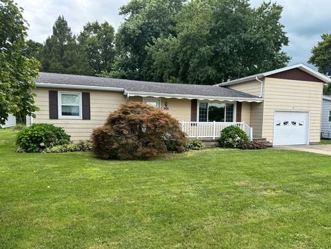 Tiny photo for 905 E Harrison Street, Villa Grove, IL 61956 (MLS # 12697540)