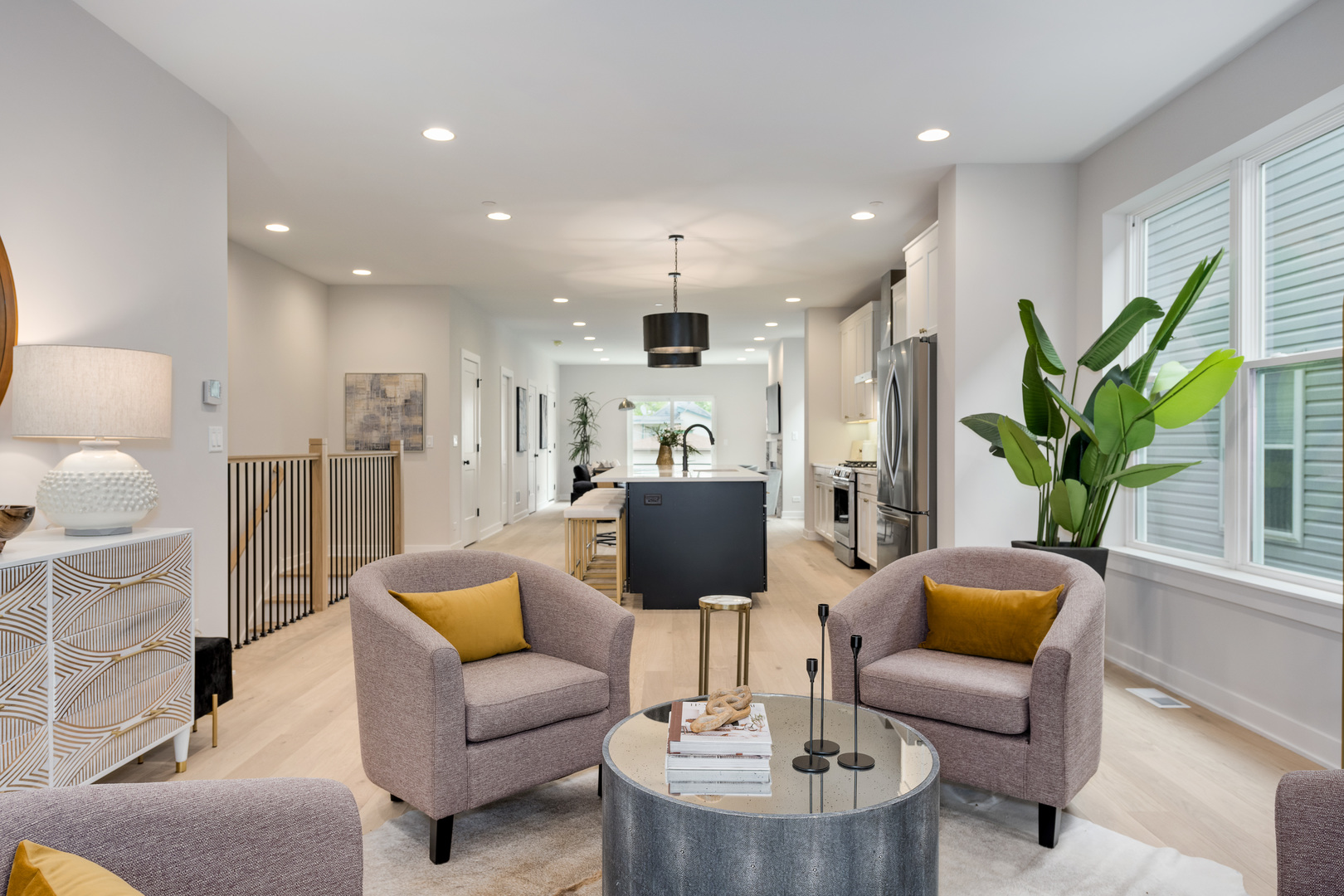 1631 N Lawndale Avenue 1N