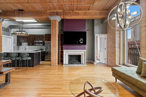 Tiny photo for 550 N Kingsbury Street #106, Chicago, IL 60654 (MLS # 12580563)