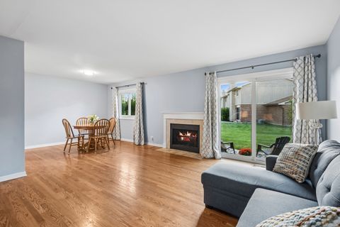 Tiny photo for 1534 Blackburn Street, Wheaton, IL 60189 (MLS # 12685375)