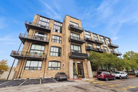 2614 N Clybourn Avenue 401 Chicago IL 60614