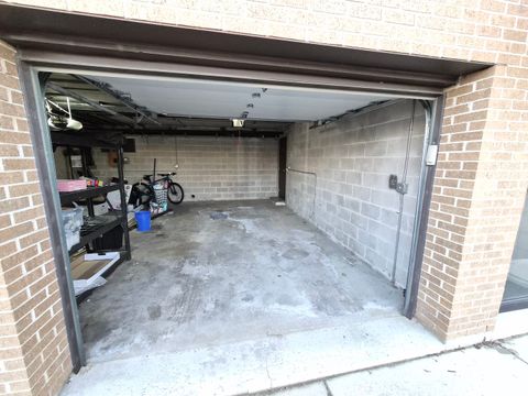 Tiny photo for 14655 Lamon Avenue #3S, Midlothian, IL 60445 (MLS # 12626542)