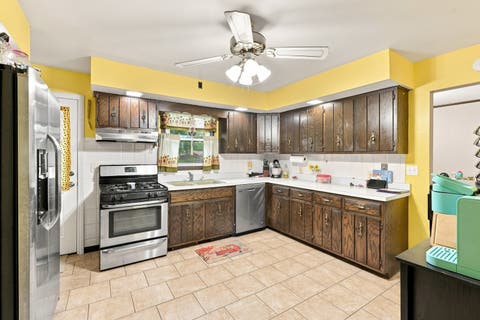 Tiny photo for 2807 Westmoreland Street, New Lenox, IL 60451 (MLS # 12703007)