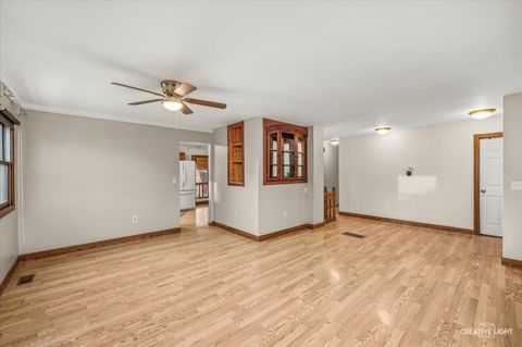 Tiny photo for 1652 Hilda Drive, Lake Holiday, IL 60548 (MLS # 12540534)