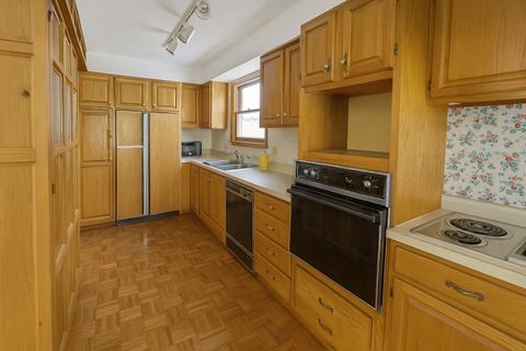 Tiny photo for 14949 Avers Avenue, Midlothian, IL 60445 (MLS # 12531244)