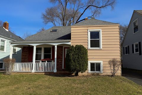 Photo of 14949 Avers Avenue, Midlothian, IL 60445 (MLS # 12531244)