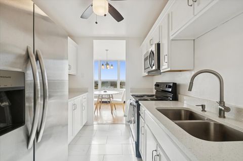 Tiny photo for 4800 S CHICAGO BEACH Drive #1407S, Chicago, IL 60615 (MLS # 12595296)