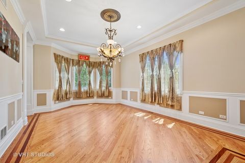 Tiny photo for 4858 W Chase Avenue, Lincolnwood, IL 60712 (MLS # 12556588)