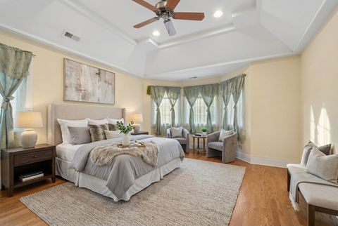 Tiny photo for 4858 W Chase Avenue, Lincolnwood, IL 60712 (MLS # 12556588)