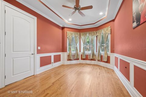 Tiny photo for 4858 W Chase Avenue, Lincolnwood, IL 60712 (MLS # 12556588)