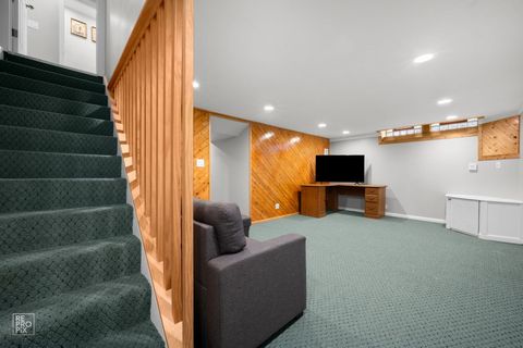 Tiny photo for 322 Fairchild Court #B, Bloomingdale, IL 60108 (MLS # 12671319)