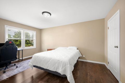 Tiny photo for 322 Fairchild Court #B, Bloomingdale, IL 60108 (MLS # 12671319)