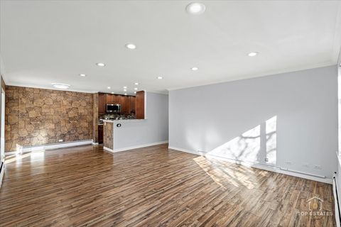 Tiny photo for Arlington Heights, IL 60005 (MLS # 12504597)