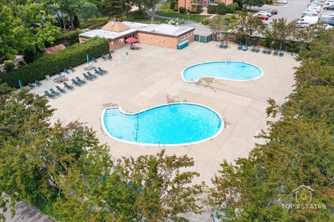 Tiny photo for Arlington Heights, IL 60005 (MLS # 12504597)