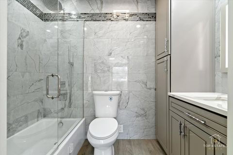 Tiny photo for Arlington Heights, IL 60005 (MLS # 12504597)