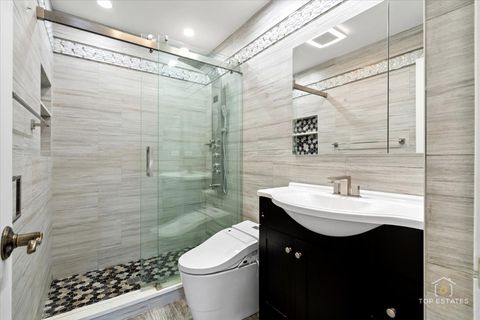 Tiny photo for Arlington Heights, IL 60005 (MLS # 12504597)