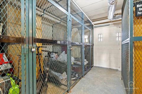 Tiny photo for Arlington Heights, IL 60005 (MLS # 12504597)