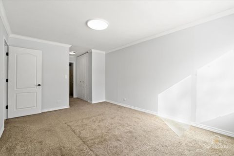 Tiny photo for Arlington Heights, IL 60005 (MLS # 12504597)