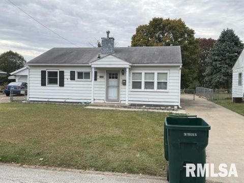 Photo of 1726 W Granview Drive, Quincy, IL 62301 (MLS # QC4268780)