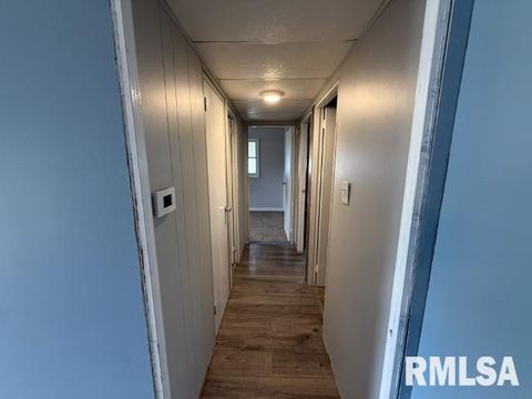 Tiny photo for 1726 W Granview Drive, Quincy, IL 62301 (MLS # QC4268780)