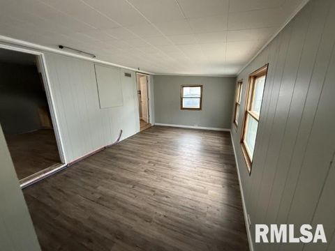 Tiny photo for 1726 W Granview Drive, Quincy, IL 62301 (MLS # QC4268780)