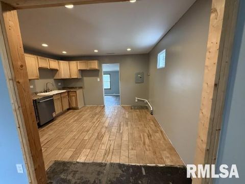 Tiny photo for 1726 W Granview Drive, Quincy, IL 62301 (MLS # QC4268780)