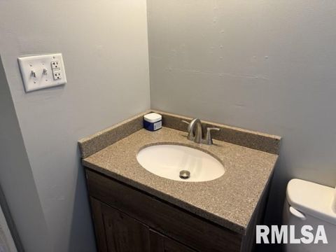 Tiny photo for 1726 W Granview Drive, Quincy, IL 62301 (MLS # QC4268780)